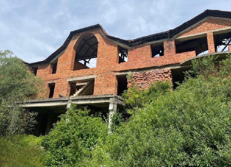 Дитячий Садок-Будинок-Санаторій-Офіс(1569м.кв) Село Волосянка