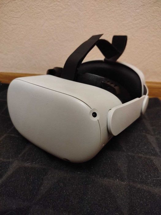 Meta Oculus Quest 2 128GB (окуляри VR)