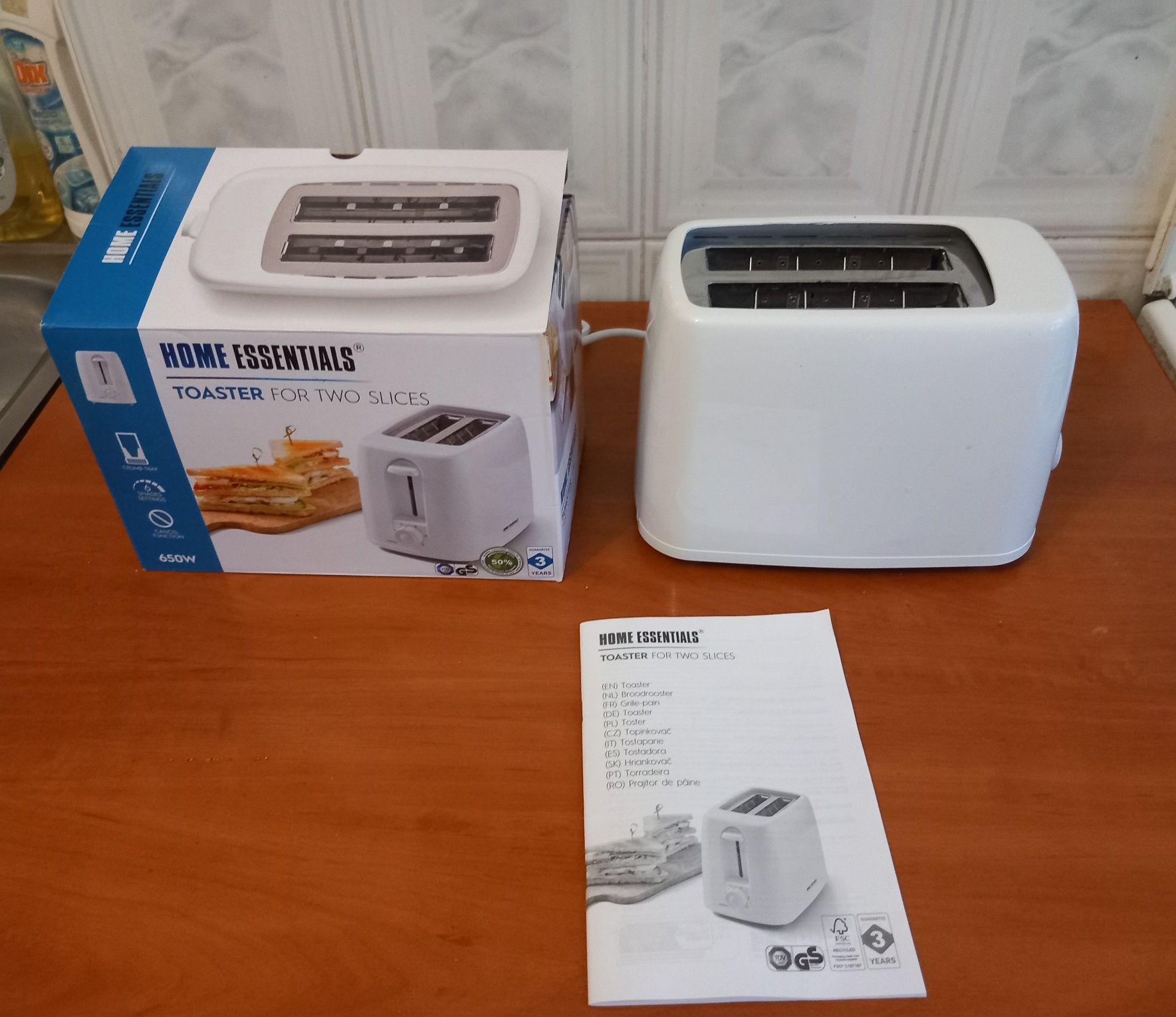 Toster Home Essentials na 2 tosty z tacką na okruchy  Nowy w kartonie
