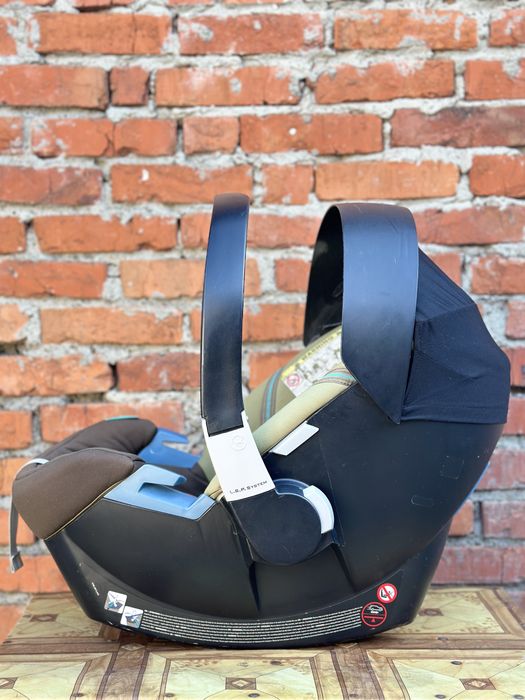 Автокрісло Cybex Aton 2 | Безпека та комфорт вашого немовляти!