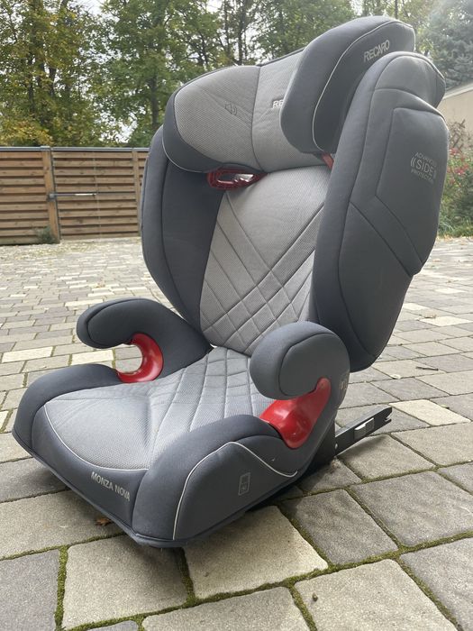 Продам дитячі автомобільні крісла і бустер