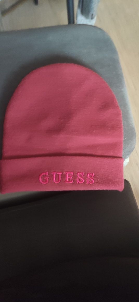 Czapka Guess Roz.M