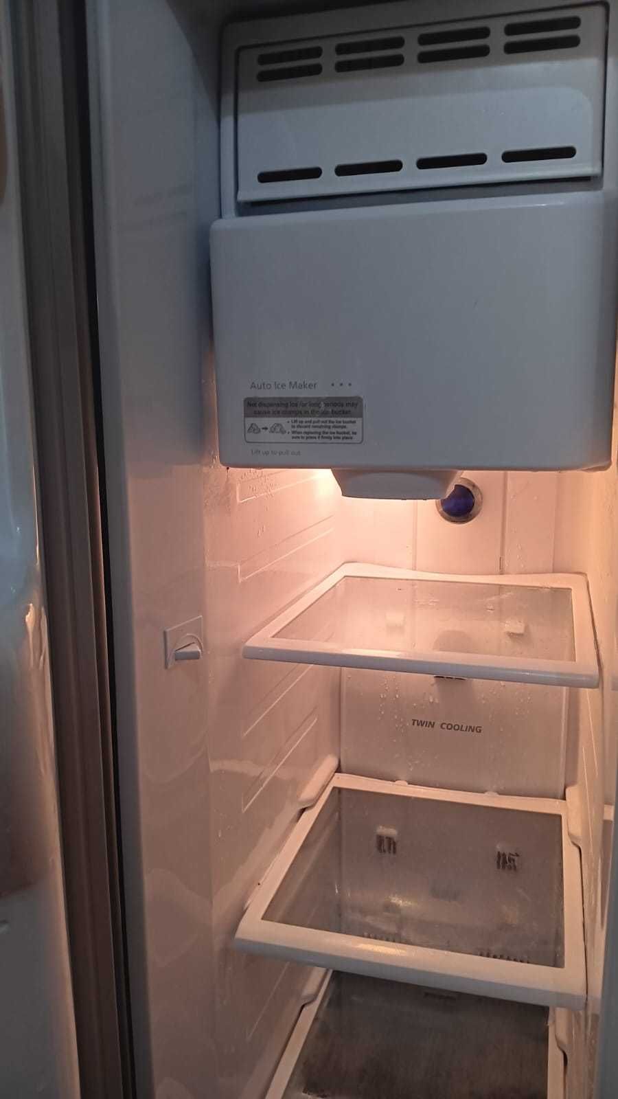 Frigorífico Americano Samsung RS21DNSM