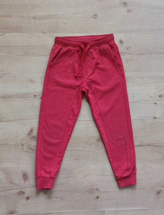 Spodnie dresowe 122 Coccodrillo czerwone jogger