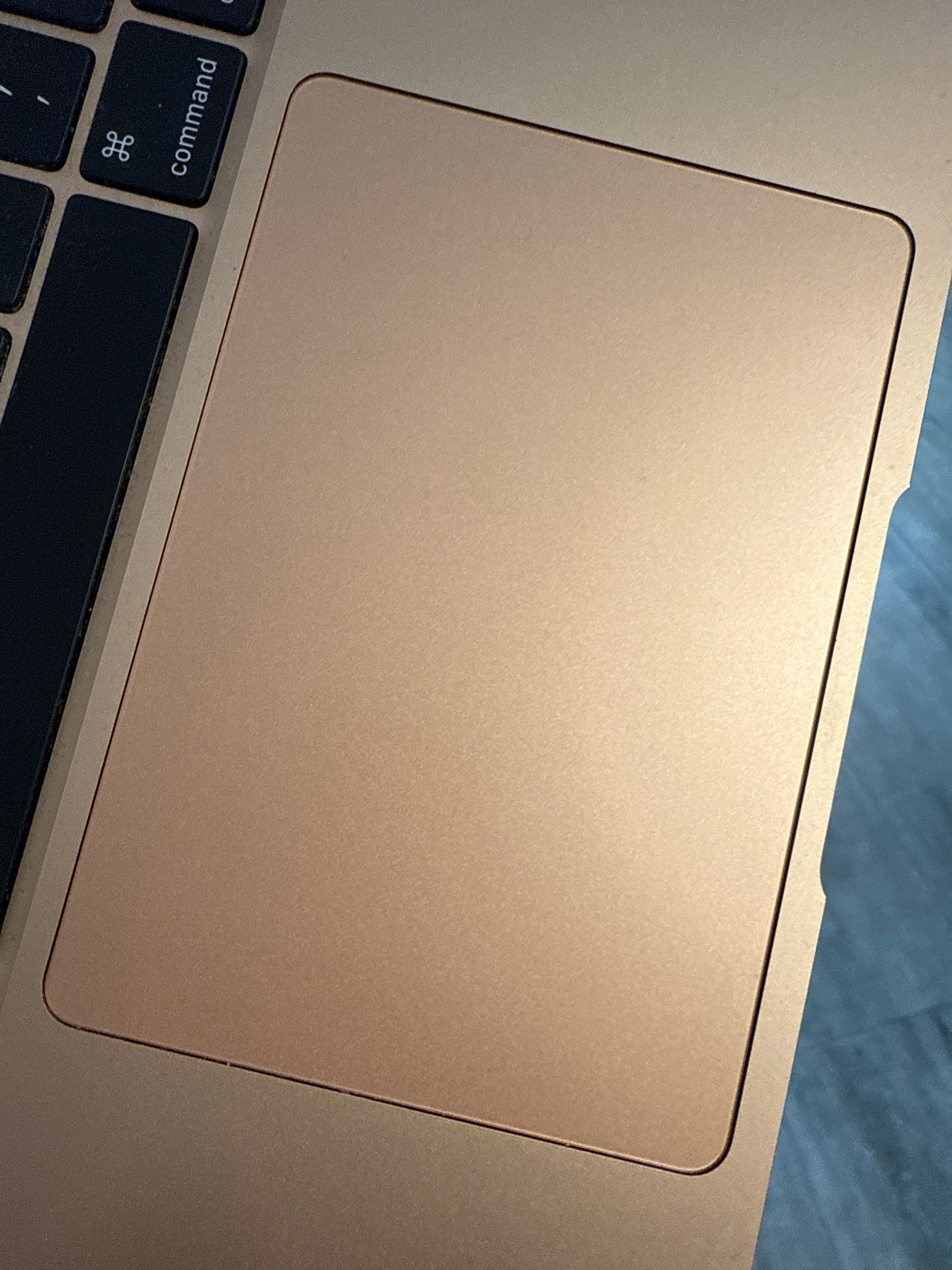 Gładzik Macbook Air 2020 A2337 touchbar oryginalny sprawny
