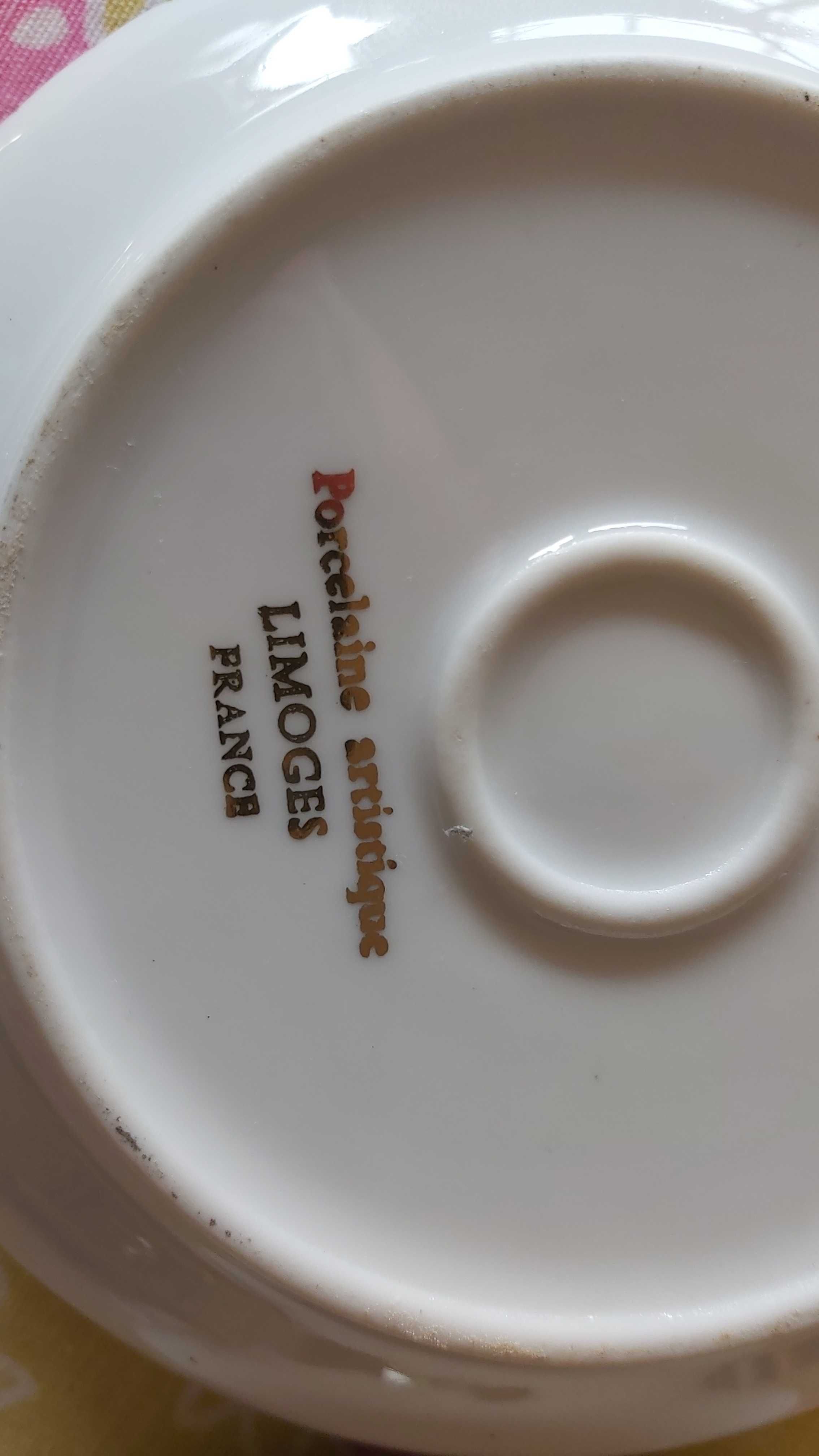 Komplet 2 pięknych szkatułek, porcelana Limoges, z widokiem Lourdes