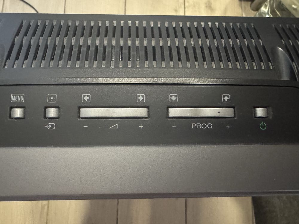 Телевізор LCD телевизор SONY KDL-26U2000!