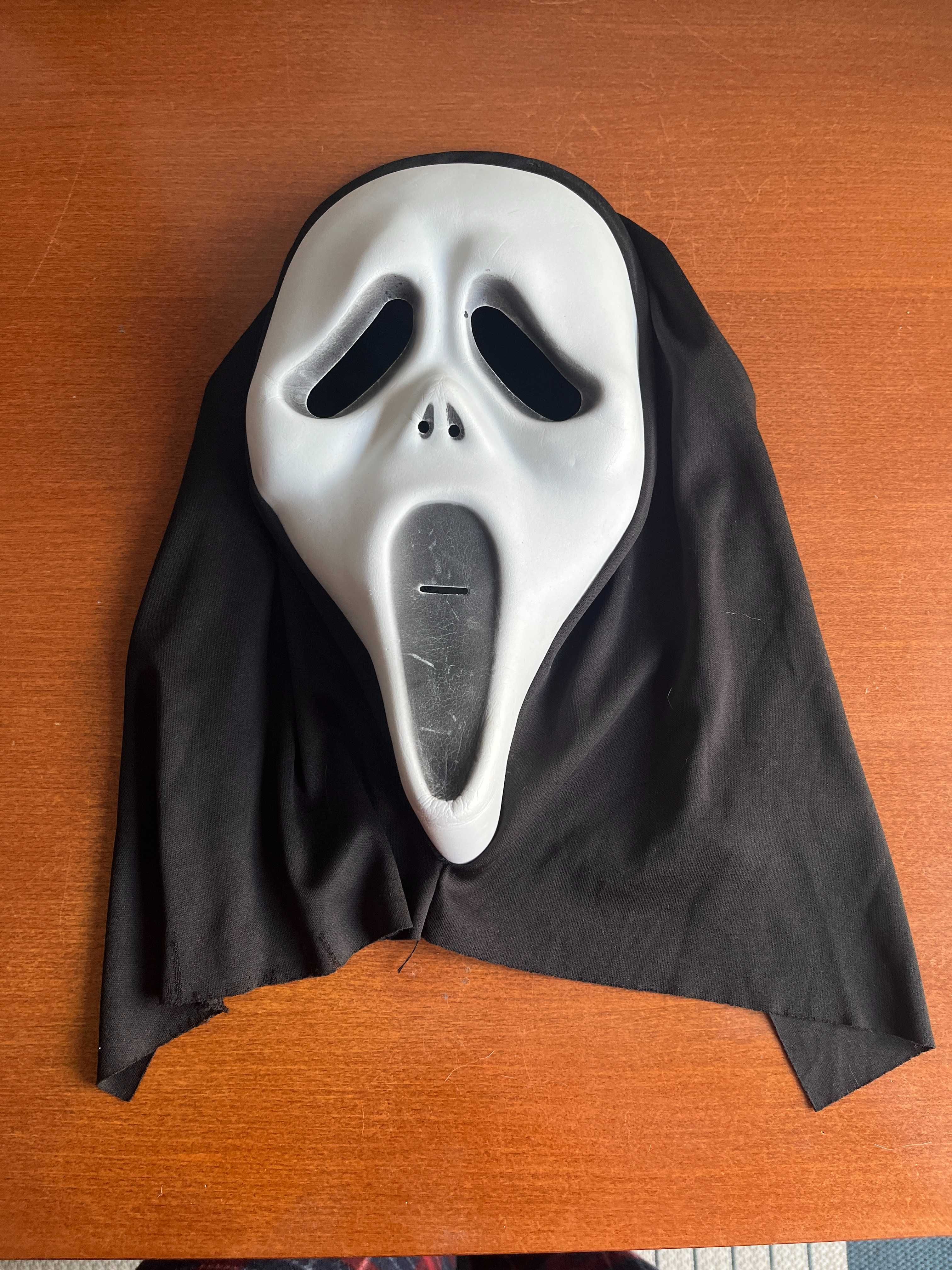 Máscara de Fantasma com Capuz