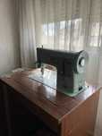 Maquina de Costura Singer c/movel