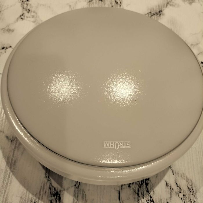 Plafon znanej firmy Struhm.