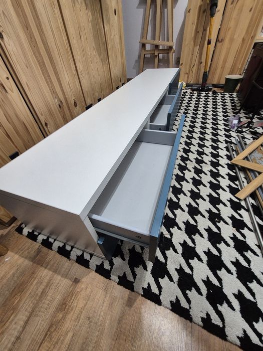 Szafka pod Tv Besta Ikea z szufladami