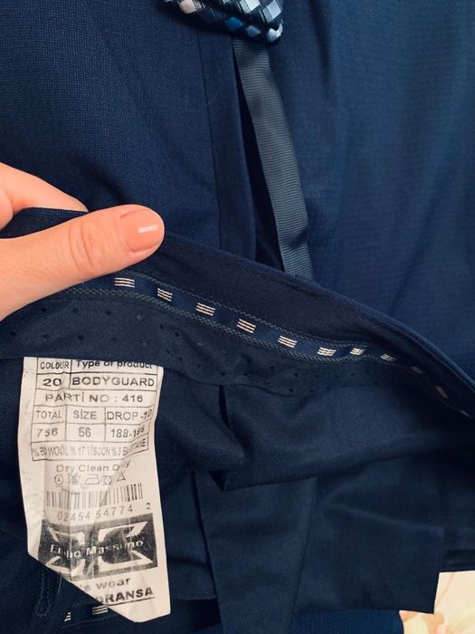 Чоловічий костюм