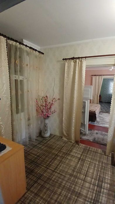 Будинок в селі Бистрик з документами