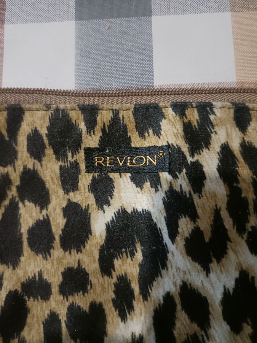 Carteira mulher marca Revlon em formato zebra ( Portes Grátis)