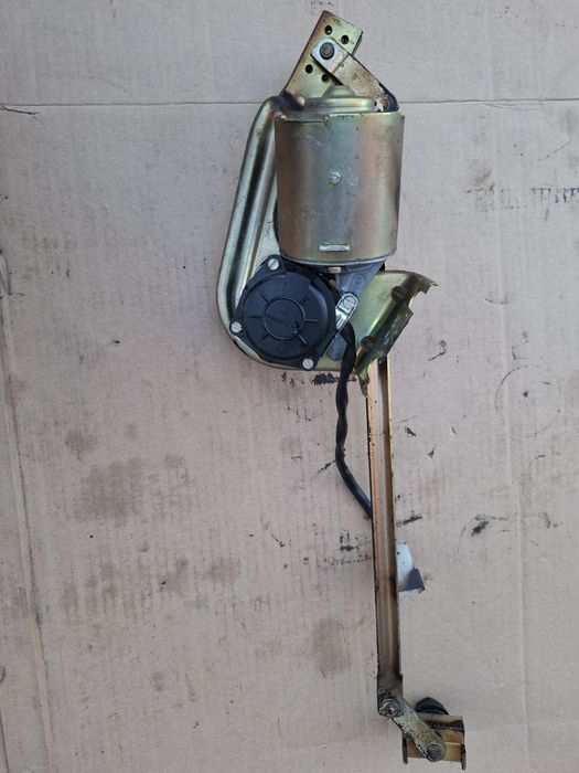 Silniczek wycieraczek Fiat 126p Maluch