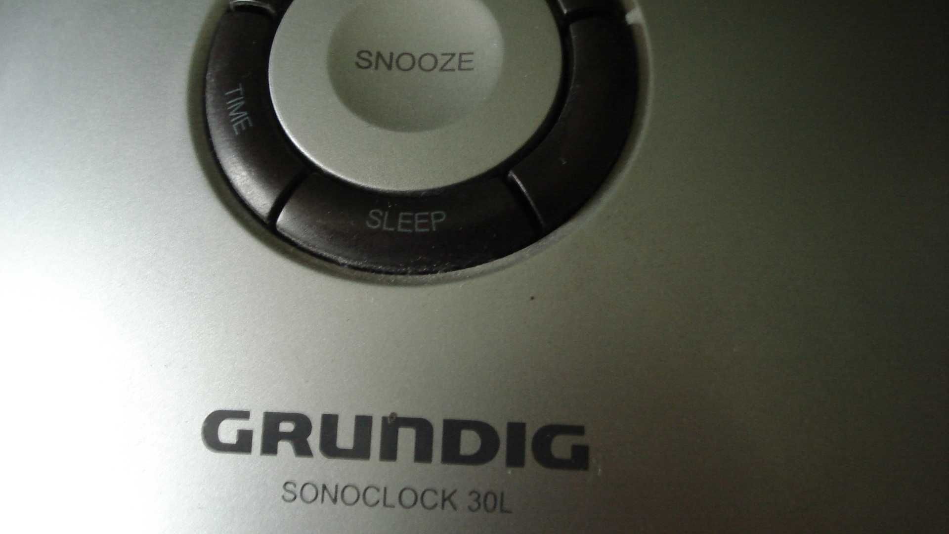 Radiobudzik Grundig SC 3340 LW z instrukcją - sprzedam