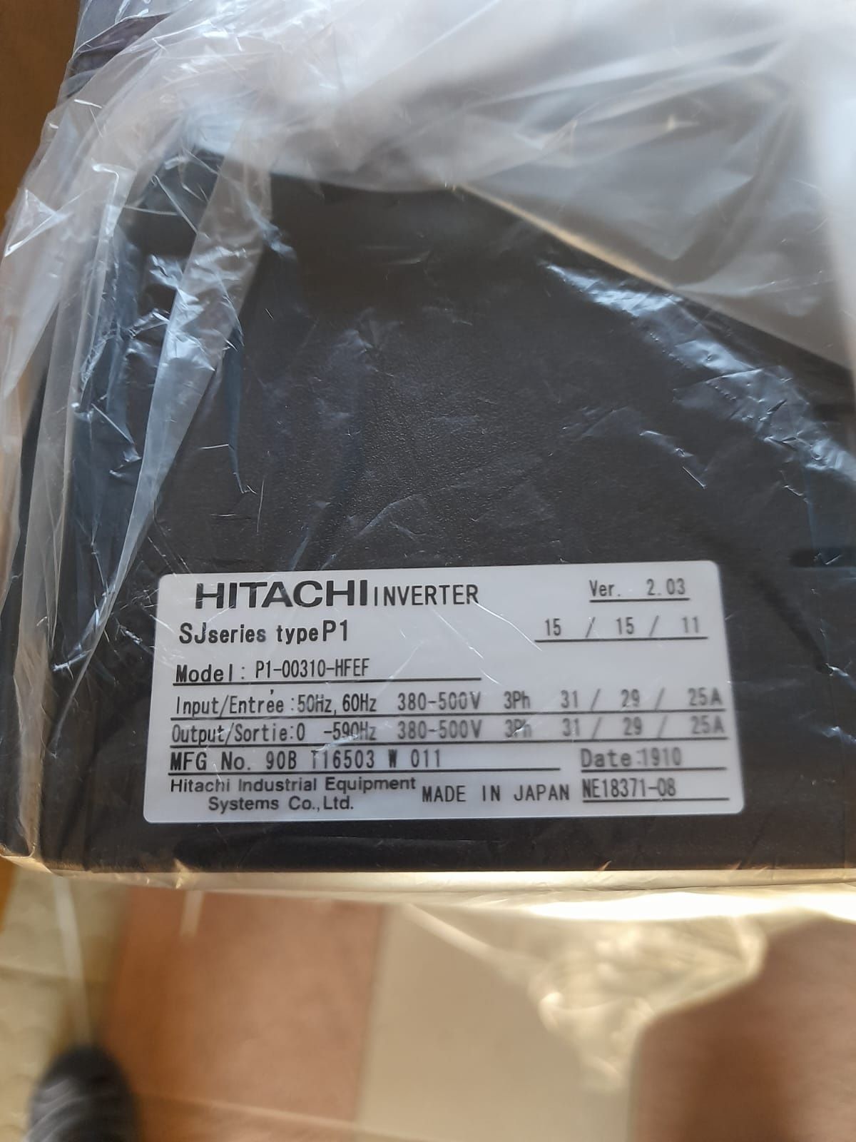 Hitachi falownik 15kW P1-00310-HFEF