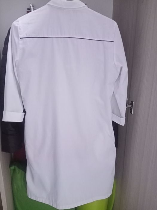 Красивый белый халатик