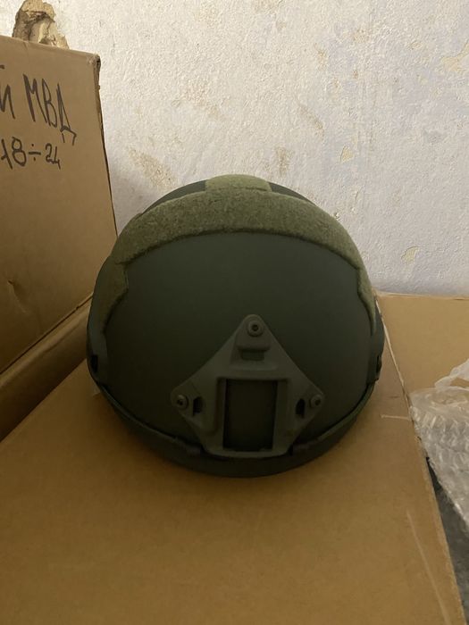 Зимні речі та взуття