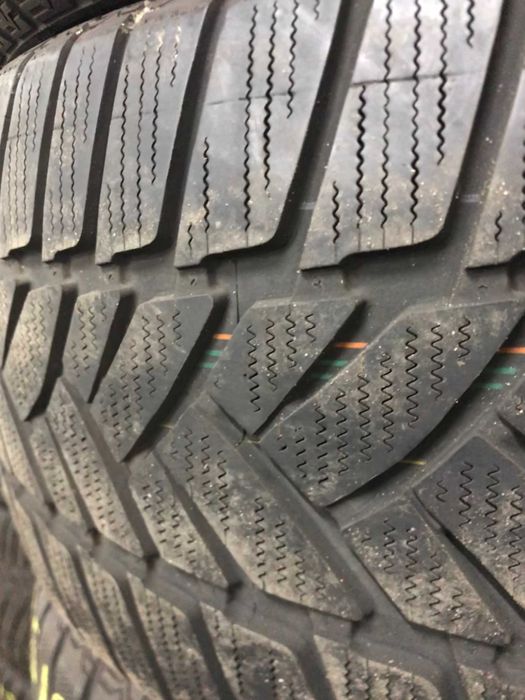 Зима Данлоп 255/55/18 Dunlop M3 RFT б/у зал.95%+вибір резина шины