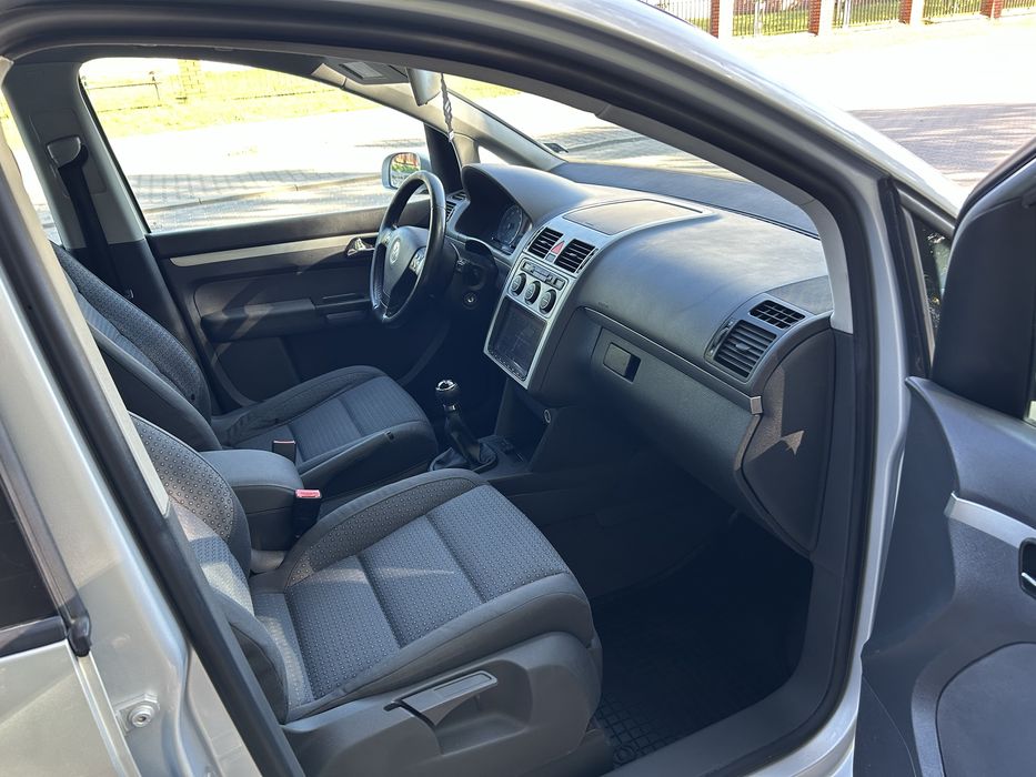 Vw Touran 1.6Mpi+Lpg