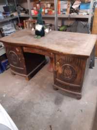 Stare biurko do renowacji