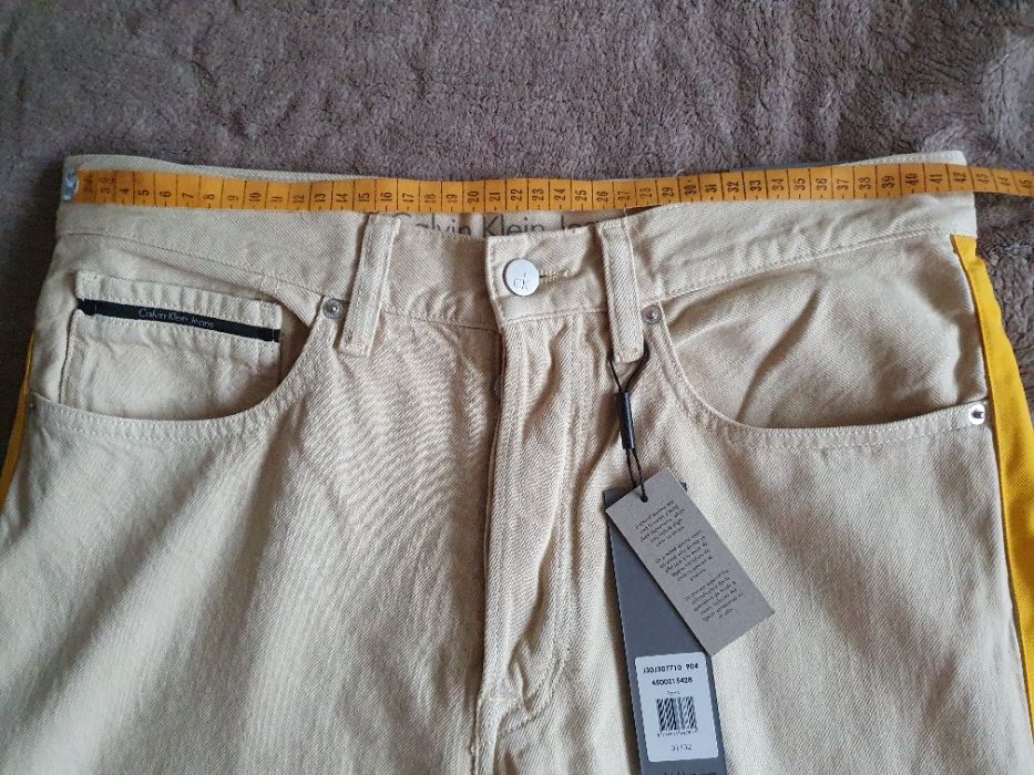 Męskie jeansy Calvin Klein Jeans, beżowe z lampasami - nowe, z metkami
