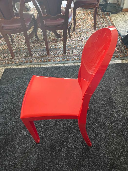 Cadeira Victoria Ghost Kartell.