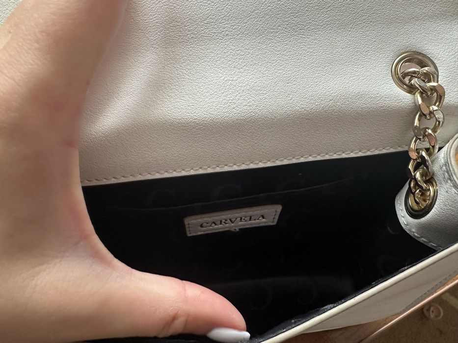 Продається шкіряна  сумочка