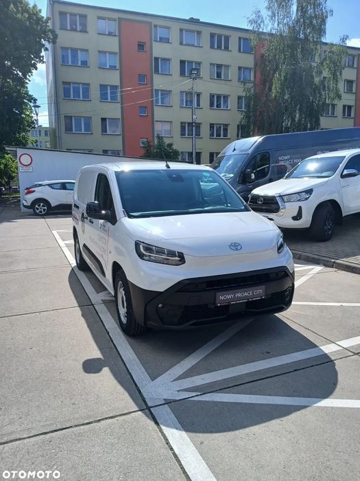 Toyota Proace City EV  Toyota Proace City  LONG EV 136km-automat 50kwh Zapytaj o inne modele!