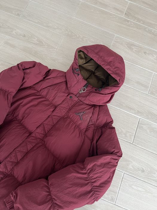 Пуховик Nike air jordan essentials