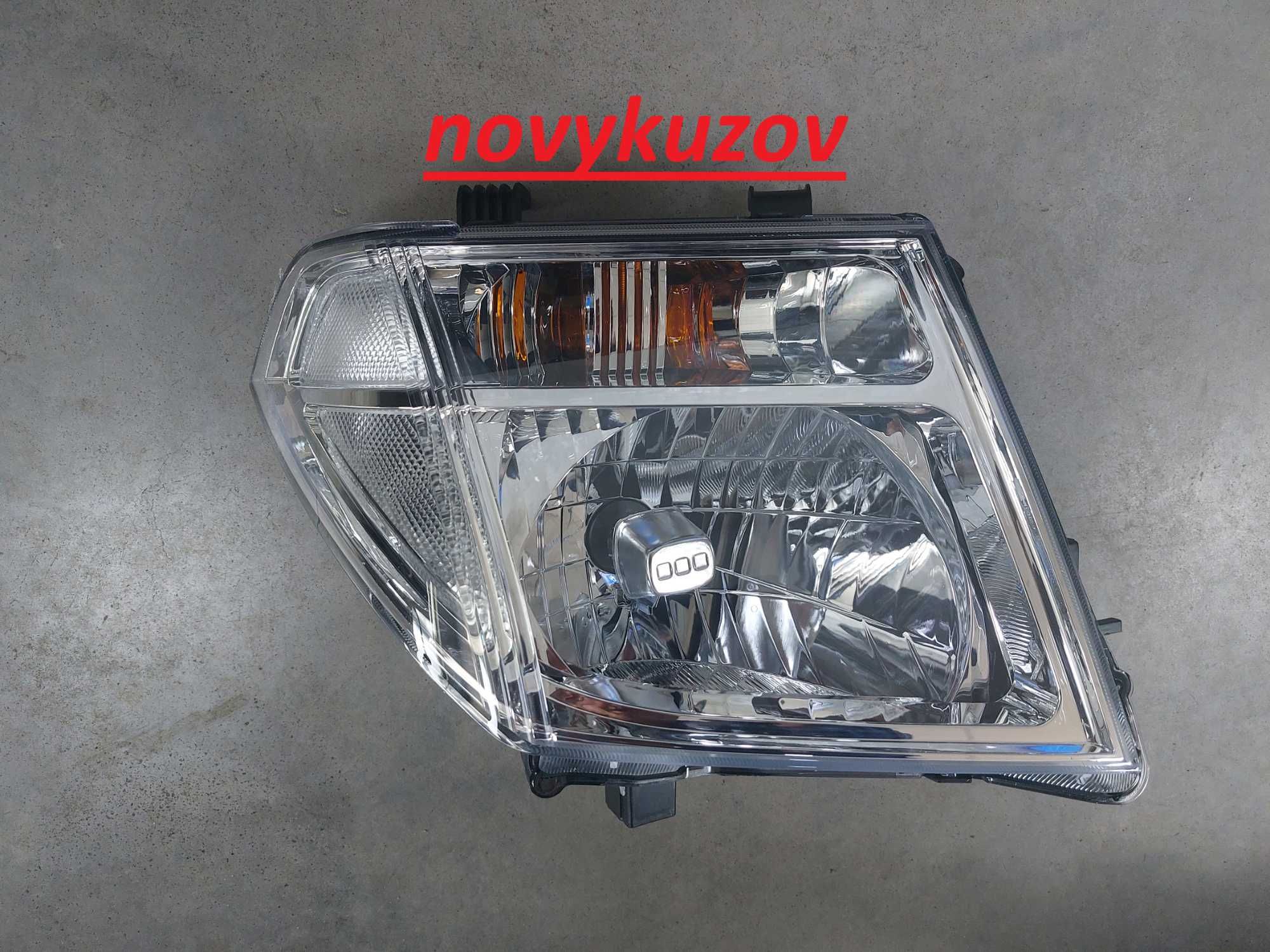 Фара левая правая Nissan Navara 05-13