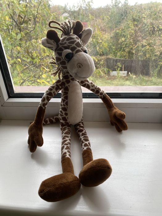 Мʼяка іграшка. Жираф