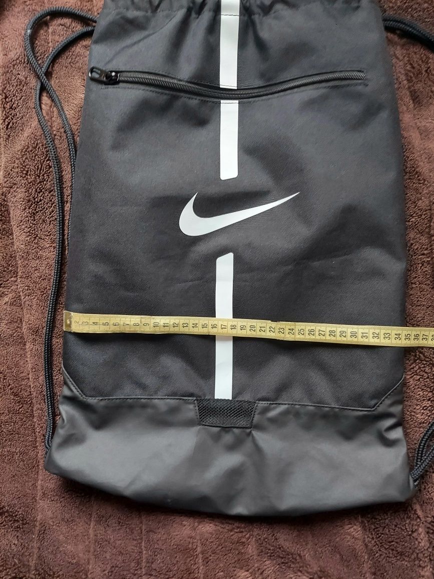Сумка рюкзак міні для обуви Nike Academy 15L  оригінал 

Стан новий