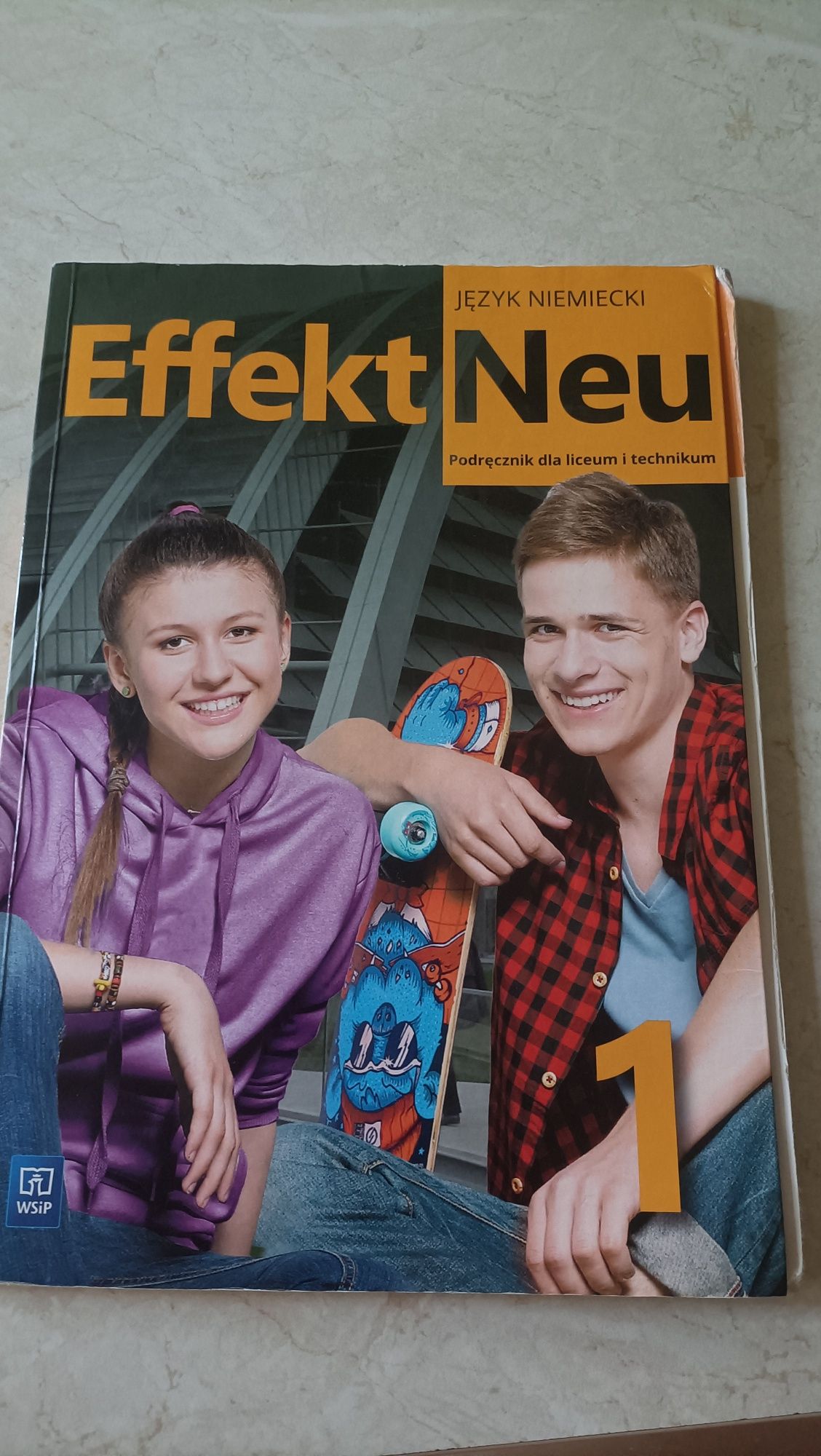 Effekt Neu 1 podręcznik do języka niemieckiego