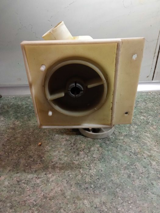 Pompka do pralki Polar.