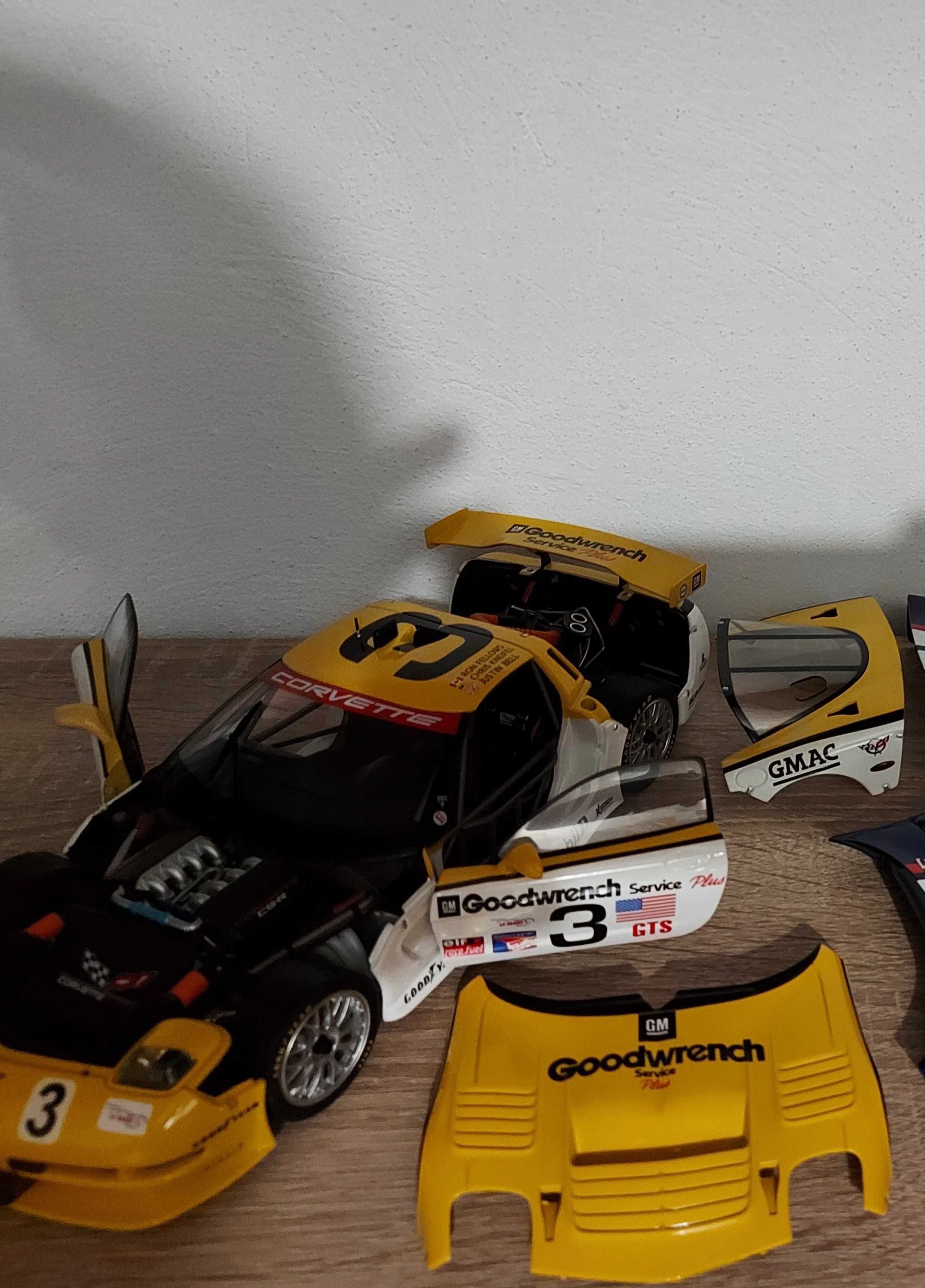 Corvette C5-R - 1:18 Autoart