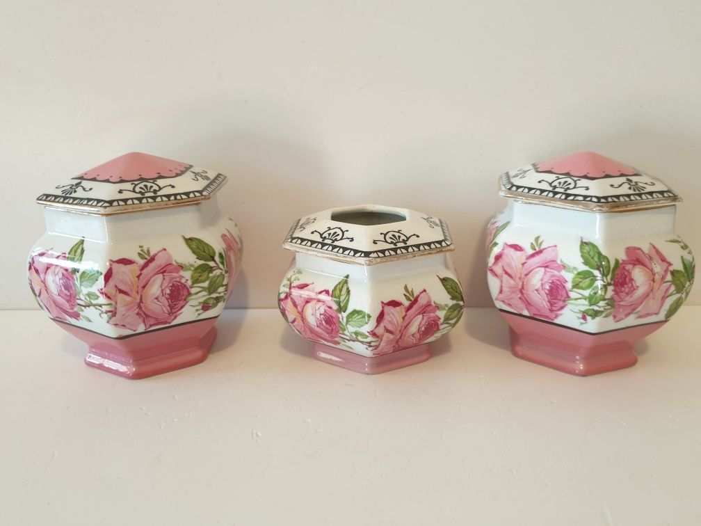 Raro antigo conjunto de toilette em porcelana Wedgwood