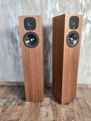 Neat Acoustics Momentum SX5i