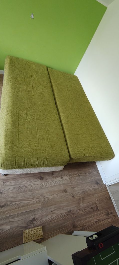 Sofa rozkładana zielona