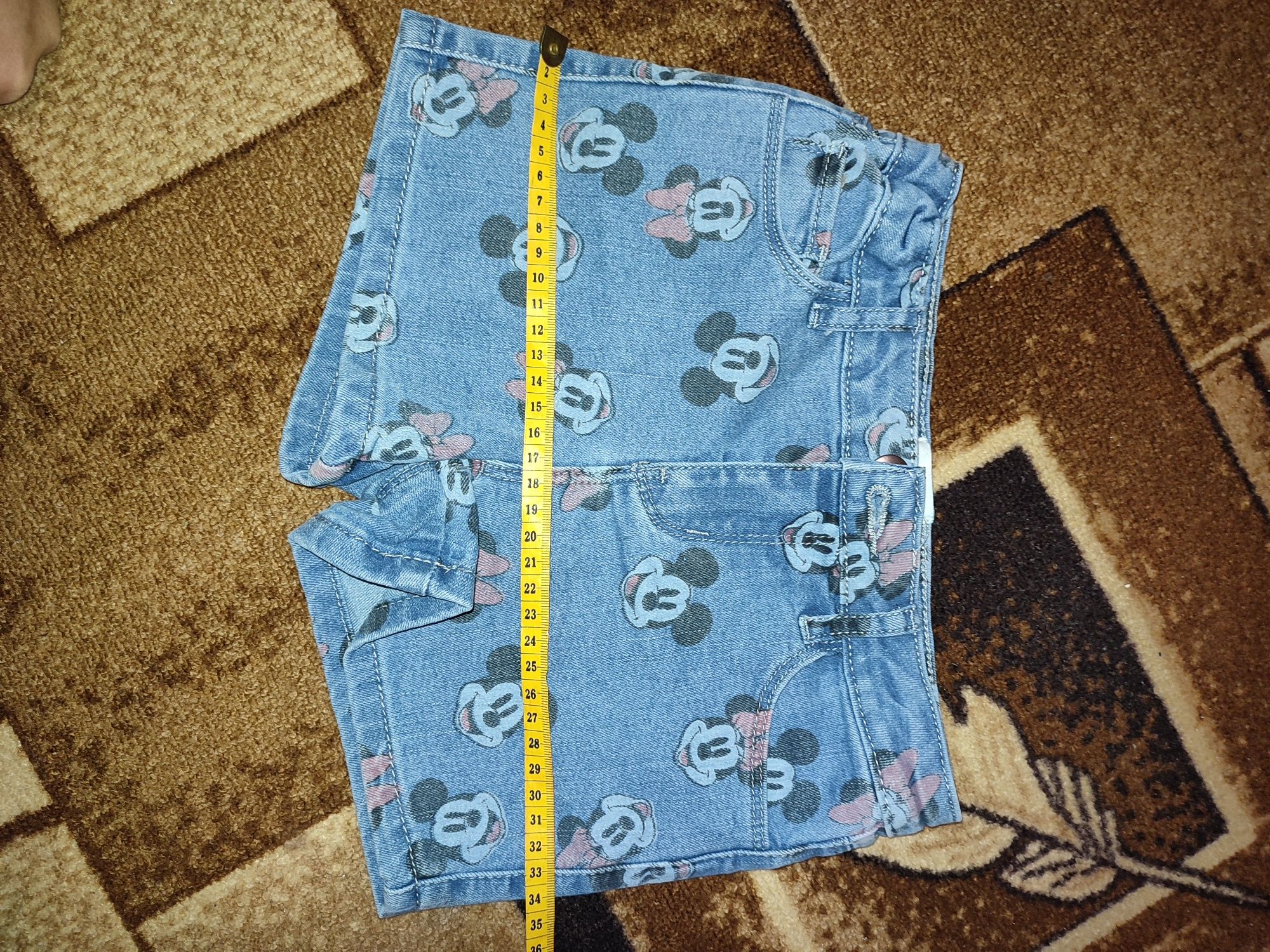 Нові шорти джинсові на дівчинку 4-5 рочки Primark
