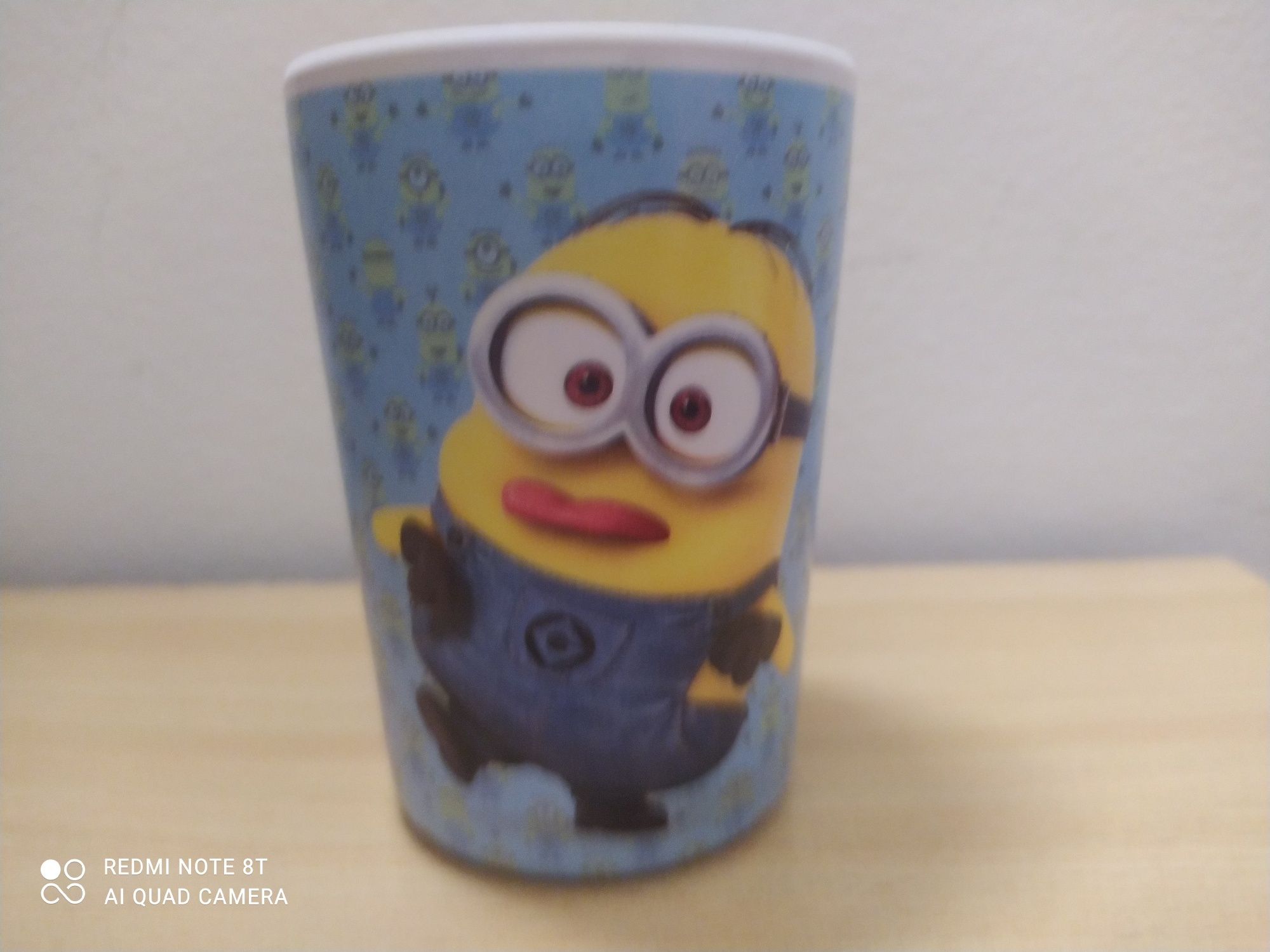 Minionki zestaw śniadaniowy miska kubek talerzyk minionki