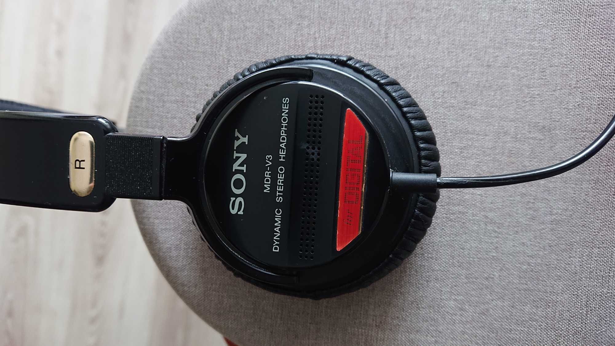 Sprzedam legendarne słuchawki Sony MDR V3