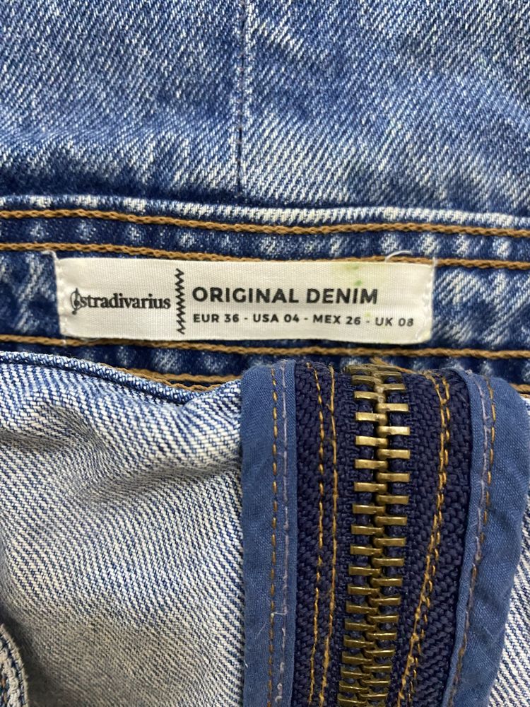 Saia macacão em ganga Stradivarius