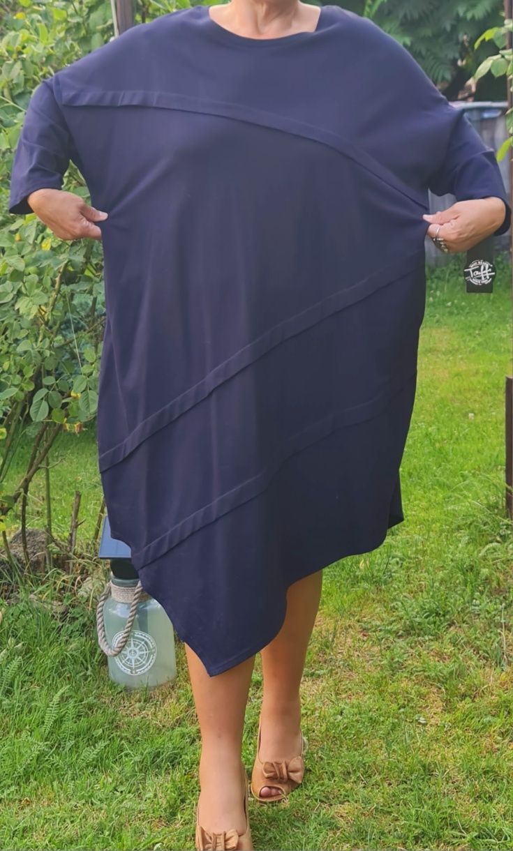 Nowa sukienka Taffi plus size/oversize
