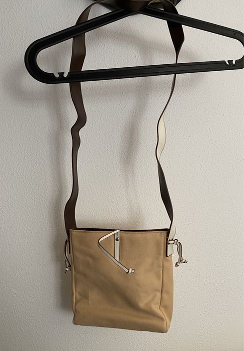 Variadas malas em bom estado