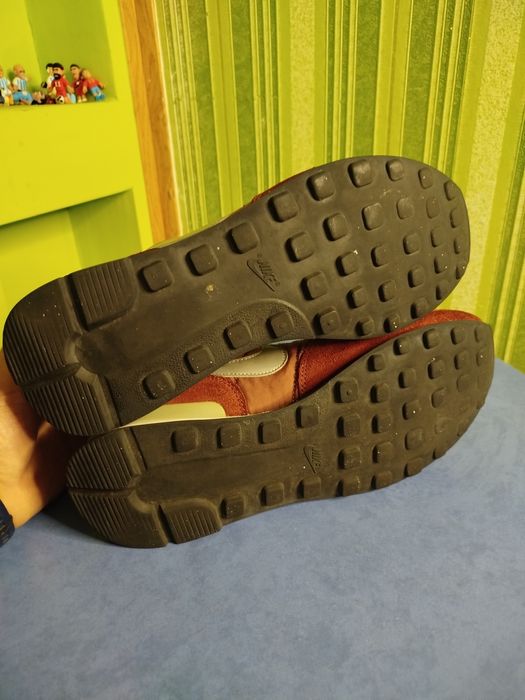 Nike Internationalist