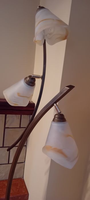 Lampa stojąca pokojowa