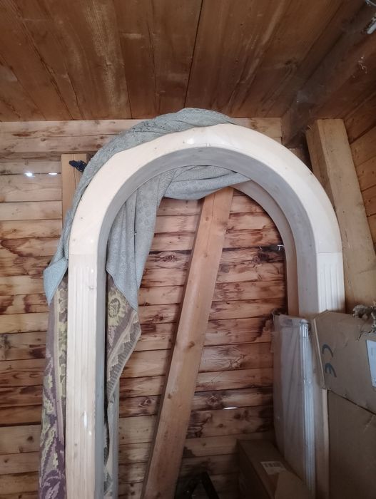 Продам дерев'яні дві арки .
