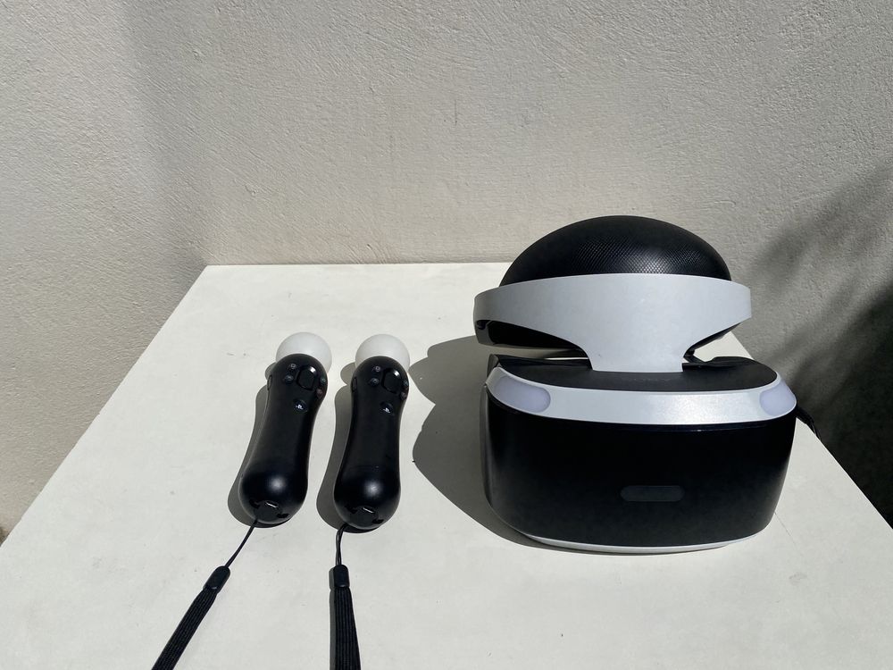 Conjunto PlayStation 4 VR + 2 comandos move + câmara PSVR